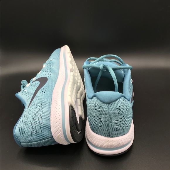 Nike Womens Vomero 12 - Picture 4 of 7